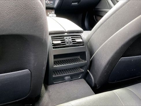 Used 2015 BMW 528i Sedan image 34