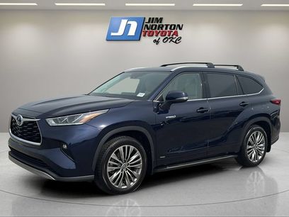 Used 2021 Toyota Highlander Platinum