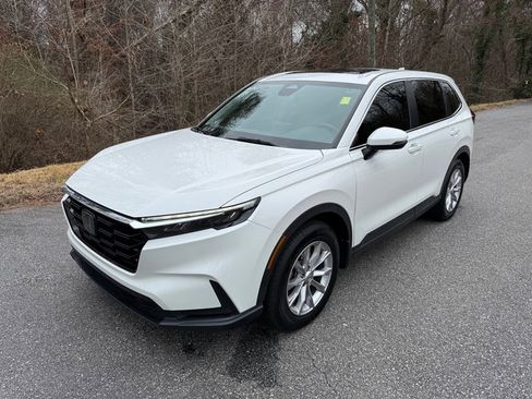 Used 2023 Honda CR-V EX image 2