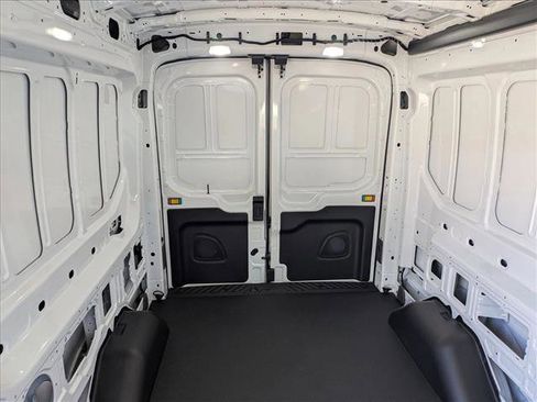 New 2026 Ford Transit 250 148 Medium Roof image 15