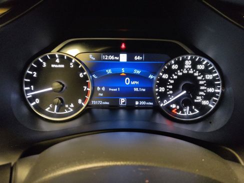 Used 2021 Nissan Murano Platinum w/ Cargo Package image 23