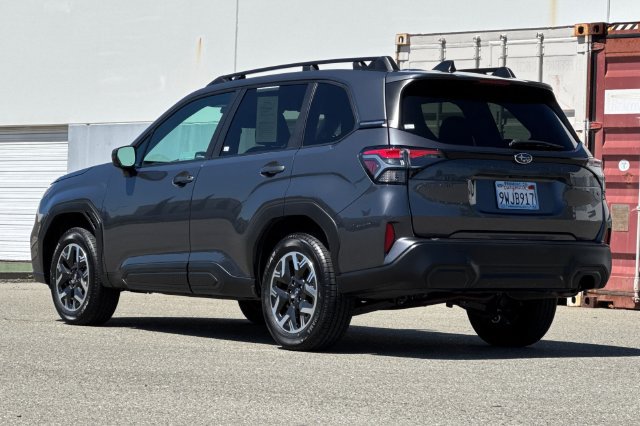 New 2026 Subaru Forester Premium AWD/4WD image 6