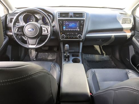 Used 2019 Subaru Outback 3.6R Limited w/ Popular Package #2 image 32