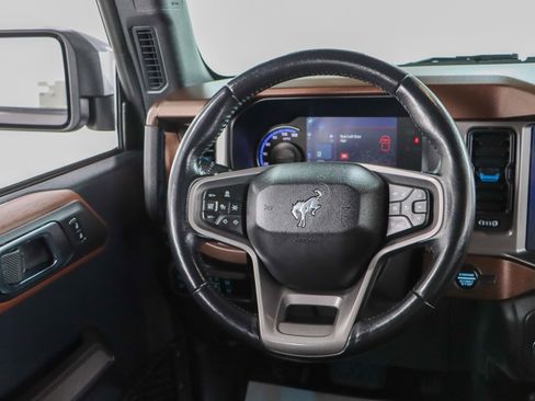 Used 2023 Ford Bronco Outer Banks AWD/4WD image 13