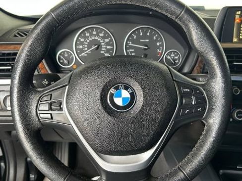 Used 2015 BMW 328i xDrive Sedan AWD/4WD image 15