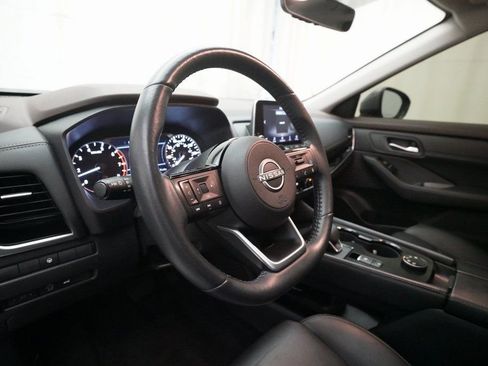 Certified 2023 Nissan Rogue SL image 9