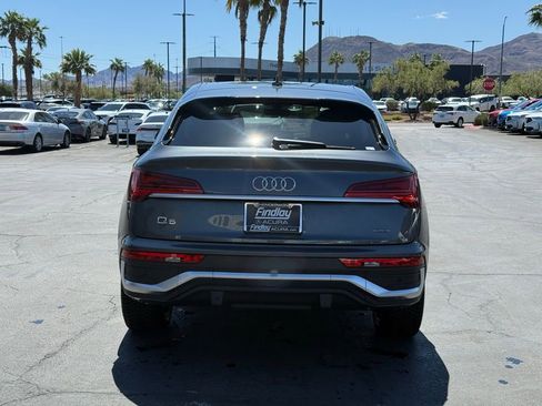 Used 2021 Audi Q5 Prestige w/ Prestige Package image 3