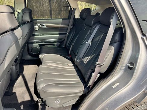 Used 2021 Genesis GV80 2.5T w/ Advanced Package 03 image 22