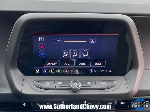 Certified 2024 Chevrolet Camaro LT w/ Technology Package image 30