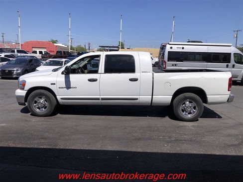 Used 2006 Dodge Ram 2500 Truck SLT w/ Light Group RWD image 4
