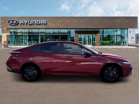 New 2026 Hyundai Elantra Sport image 9