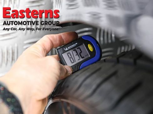 Used 2023 Tesla Model 3 Standard Range image 21