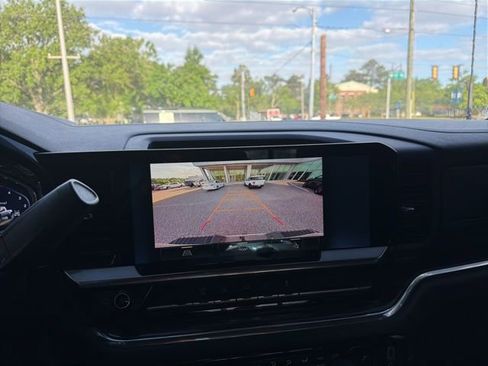 Used 2024 Chevrolet Silverado 3500 LT w/ Convenience Package image 15