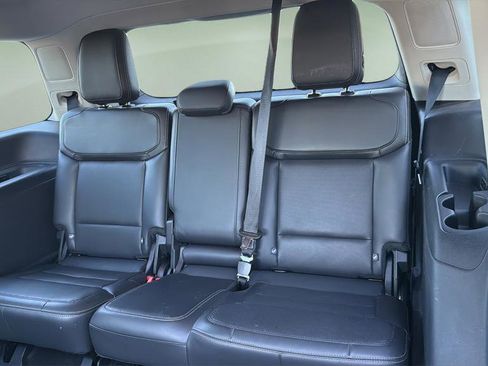 Used 2025 Ford Expedition Platinum AWD/4WD image 20