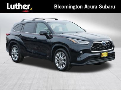 Used 2022 Toyota Highlander Limited