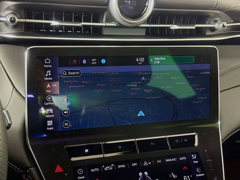 Used 2025 Maserati Grecale Modena image 17