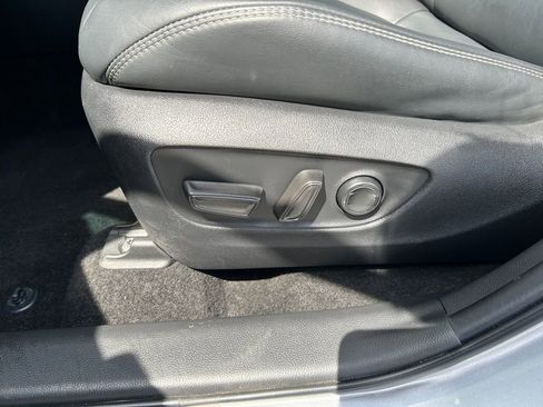 Used 2023 Toyota RAV4 XLE Premium AWD/4WD image 21