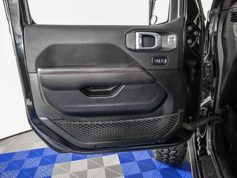 Used 2021 Jeep Gladiator Rubicon AWD/4WD image 14