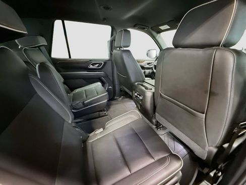 Used 2022 Chevrolet Tahoe Premier AWD/4WD image 29