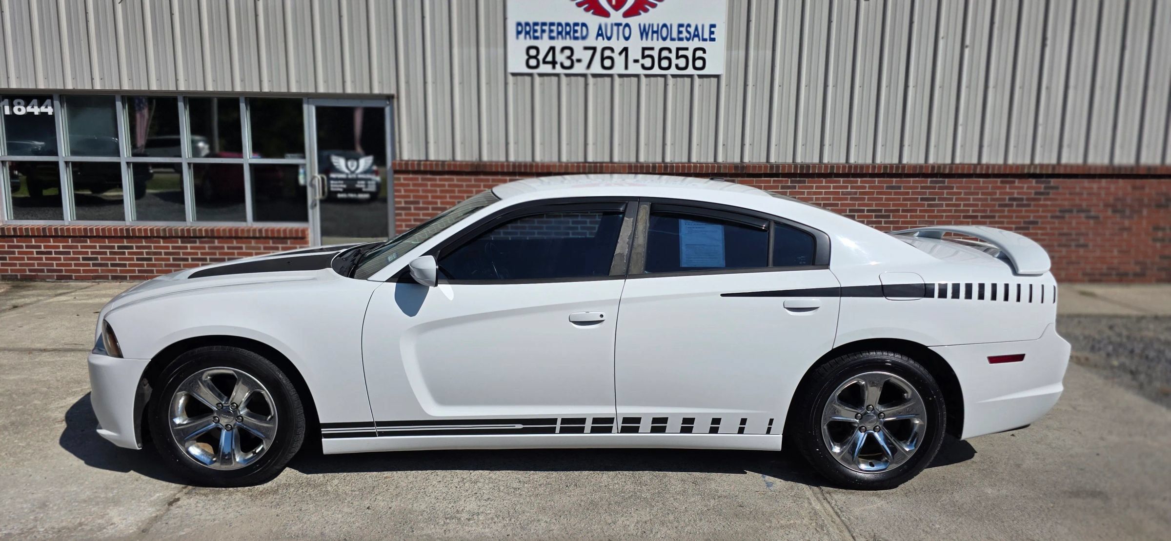 Used 2012 Dodge Charger SE w/ Sport Appearance Group RWD image 3