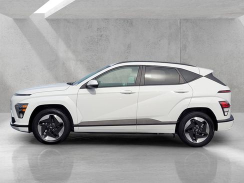 Used 2024 Hyundai Kona SEL image 7