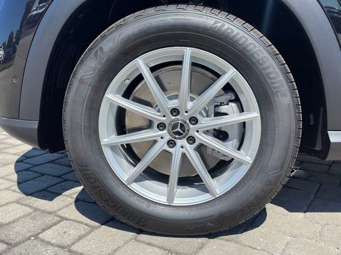 Used 2025 Mercedes-Benz GLE 450e 4MATIC image 13