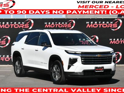 Used 2024 Chevrolet Traverse LT