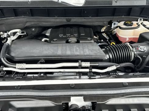 Used 2024 Chevrolet Silverado 1500 Custom RWD image 12