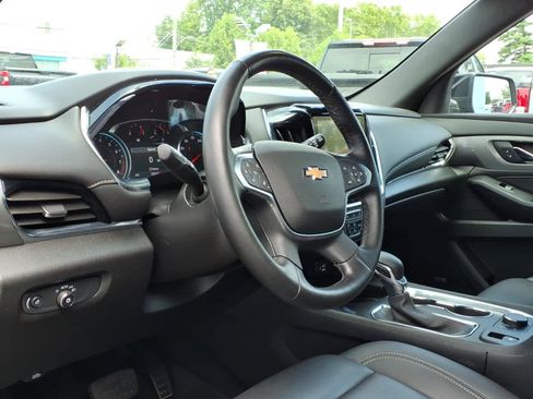 Certified 2023 Chevrolet Traverse LT w/ LT Premium Package AWD/4WD image 20