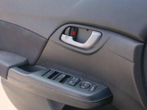 Used 2013 Honda Civic LX image 11