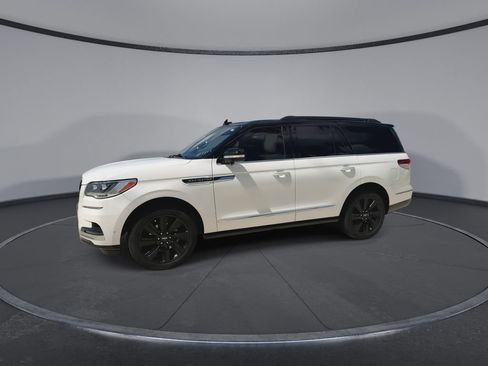 Used 2024 Lincoln Navigator Black Label AWD/4WD image 5