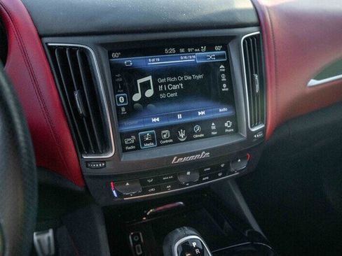 Used 2017 Maserati Levante w/ Sport Package image 13