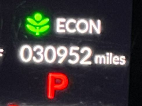 Used 2025 Honda CR-V EX image 18