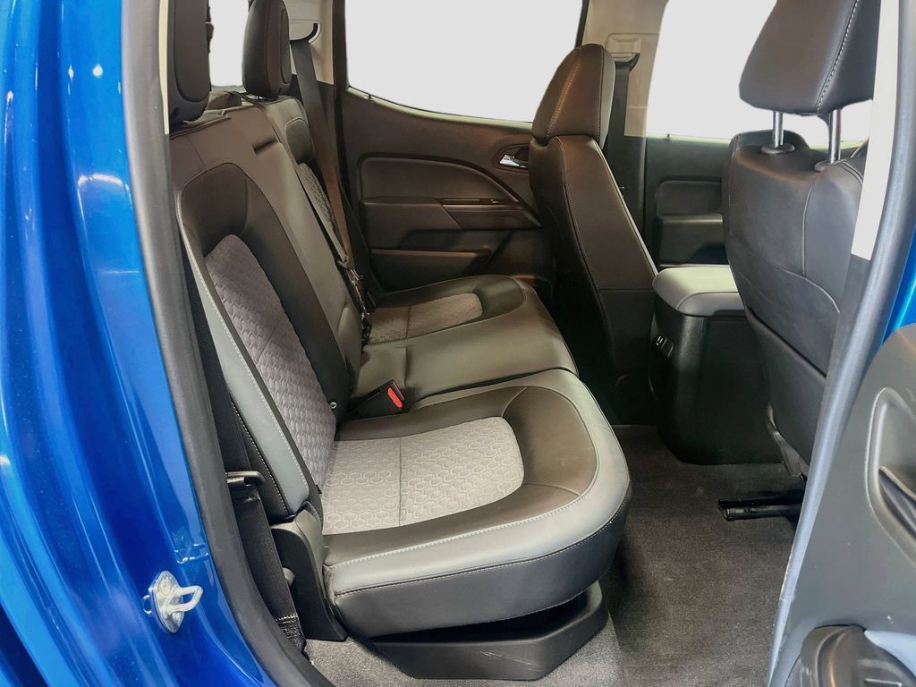 Used 2022 Chevrolet Colorado Z71 AWD/4WD image 26