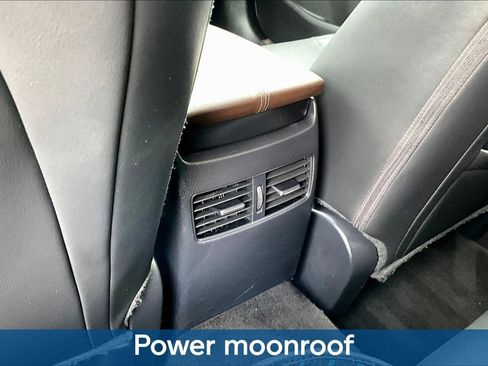 Used 2022 MAZDA CX-30 AWD 2.5 S w/ Premium Package image 11