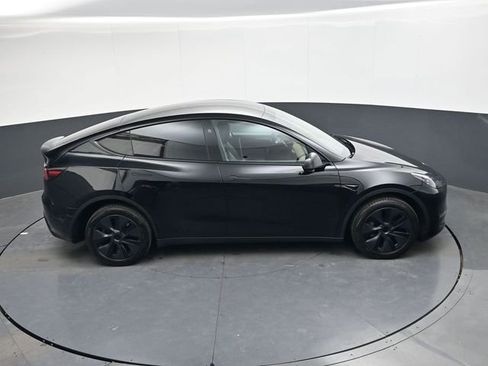 Used 2025 Tesla Model Y Long Range image 22