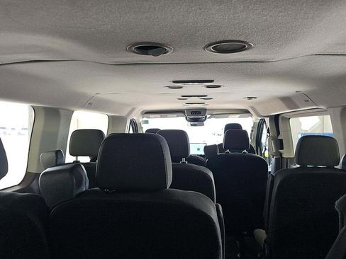 Used 2022 Ford Transit 350 XLT image 8