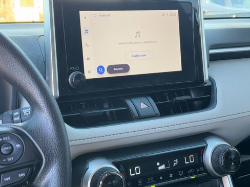 Certified 2025 Toyota RAV4 XLE image 25