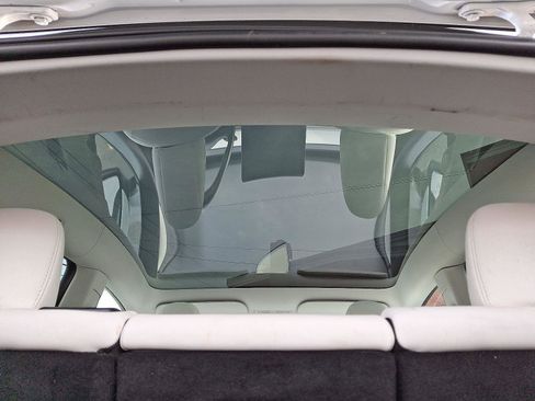 Used 2020 Tesla Model Y Performance image 14