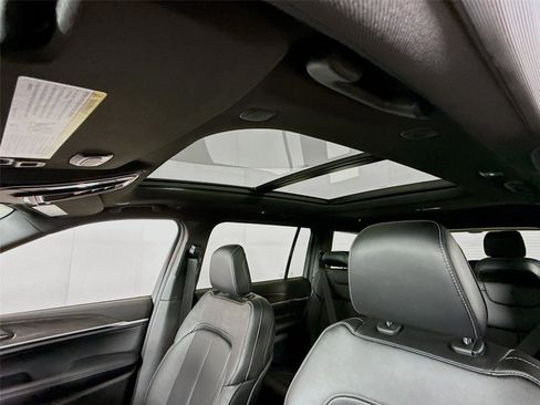New 2026 Jeep Grand Cherokee L Limited AWD/4WD image 17