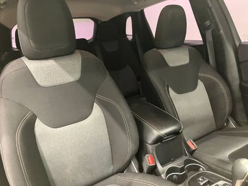 Used 2017 Jeep Cherokee Sport w/ Trailer Tow Group AWD/4WD image 20