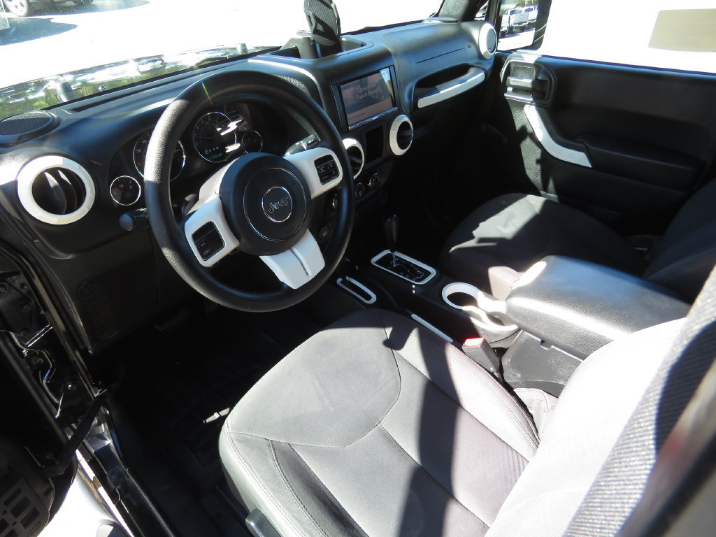 Used 2015 Jeep Wrangler Sport AWD/4WD image 11