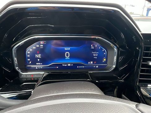 Used 2024 Chevrolet Silverado 1500 ZR2 w/ Technology Package image 27