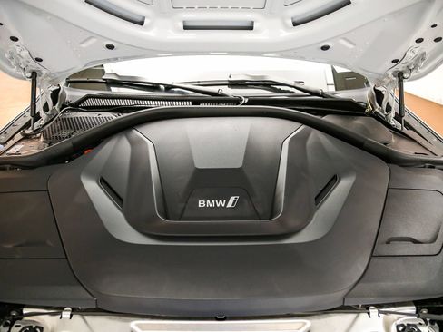 Used 2023 BMW i4 eDrive35 RWD image 28