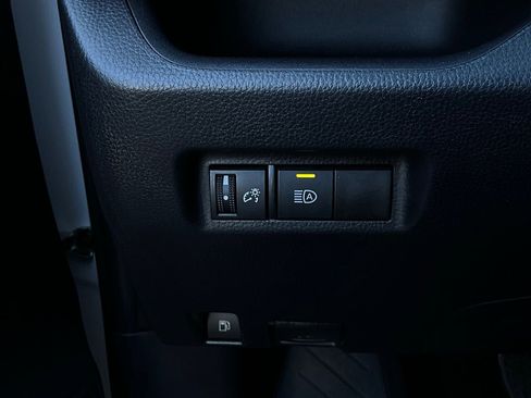 Used 2025 Toyota RAV4 LE image 20