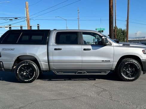 Used 2025 RAM 1500 Warlock AWD/4WD image 3