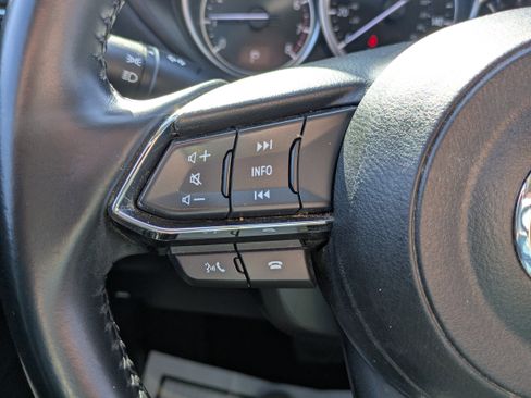 Used 2021 MAZDA CX-5 Touring image 18