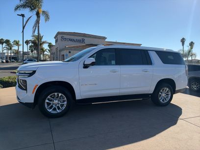 Used 2025 Chevrolet Suburban LT