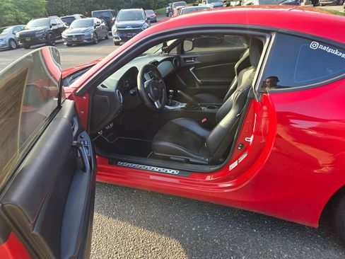 Used 2014 Subaru BRZ Limited w/ Protection Package #1 RWD image 10