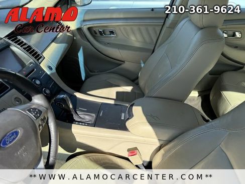 Used 2013 Ford Taurus SEL image 29